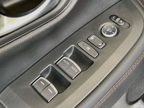 New 2027 Honda HR-V Sport image 19