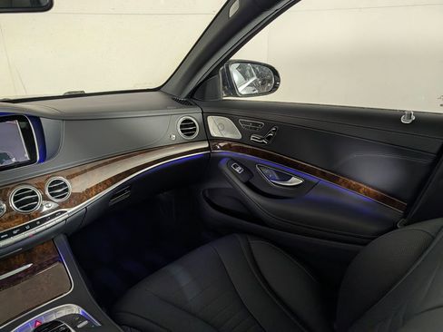 Used 2015 Mercedes-Benz S 550 4MATIC Sedan image 23