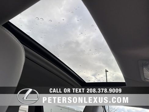 Used 2017 Toyota Highlander AWD V6 image 13