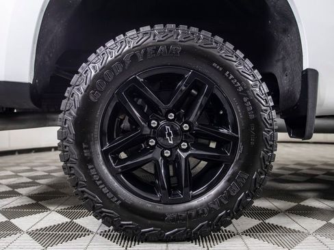 Used 2026 Chevrolet Silverado 1500 Custom Trail Boss image 42