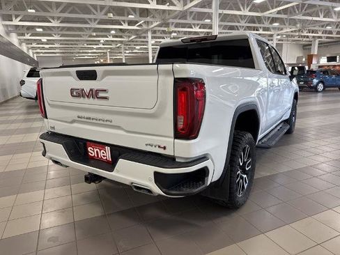 Used 2021 GMC Sierra 1500 AT4 w/ AT4 Value Package AWD/4WD image 6
