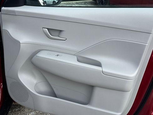 New 2026 Hyundai Kona SE FWD image 15