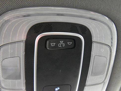 Used 2023 Hyundai Elantra SEL image 22