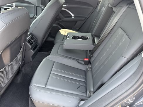 Certified 2025 Audi Q5 Premium AWD/4WD image 6