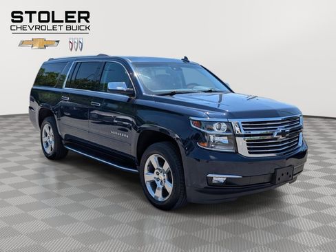 Used 2018 Chevrolet Suburban Premier AWD/4WD image 7