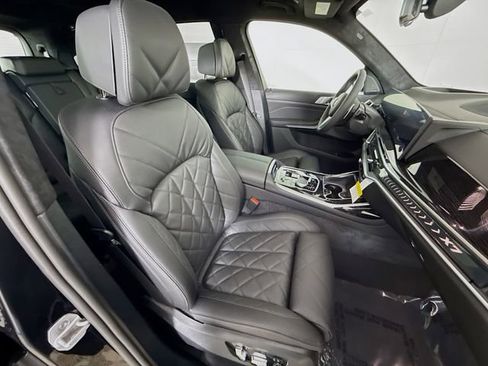 New 2026 BMW X7 xDrive40i w/ M Sport Package image 30