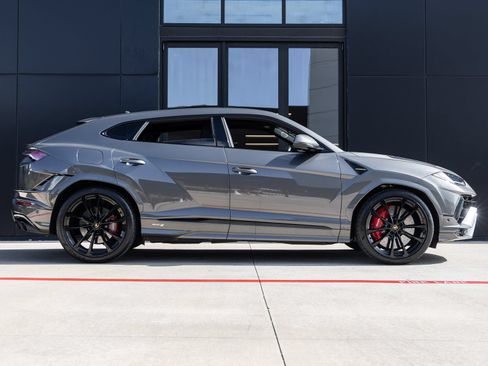 Used 2024 Lamborghini Urus S AWD/4WD image 10