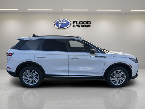 New 2026 Lincoln Corsair Premiere image 5