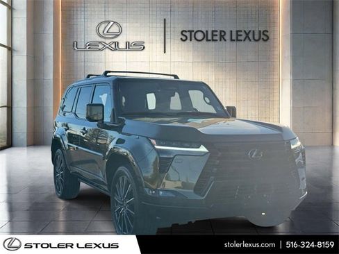 Used 2024 Lexus GX 550 image 1