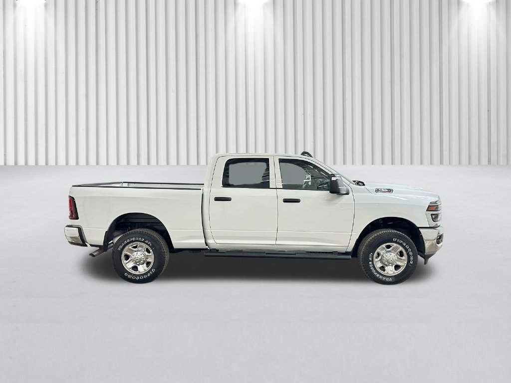 New 2026 RAM 2500 Tradesman AWD/4WD image 3