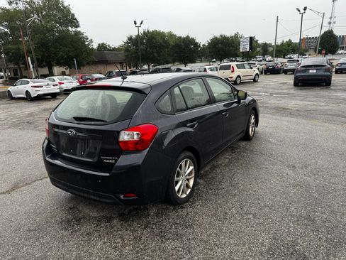 Used 2013 Subaru Impreza 2.0i Premium w/ Popular Pkg 1 AWD/4WD image 5