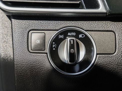 Used 2018 Mercedes-Benz GLE 350 4MATIC image 43