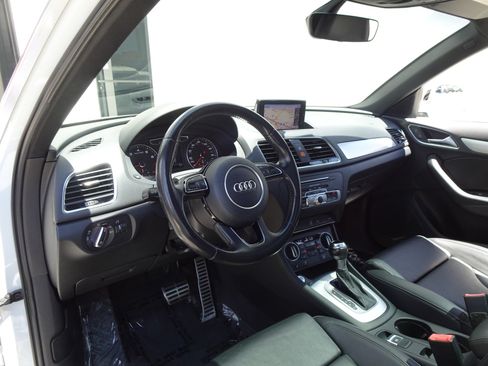 Used 2016 Audi Q3 2.0T Premium Plus w/ Technology Package FWD image 10