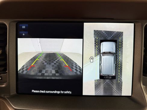 Used 2024 Ford Bronco Outer Banks image 15