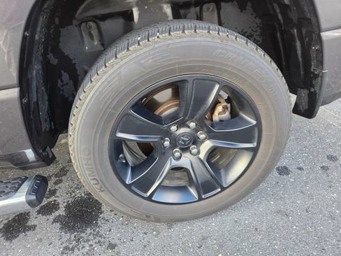 Used 2022 RAM 1500 Big Horn AWD/4WD image 30