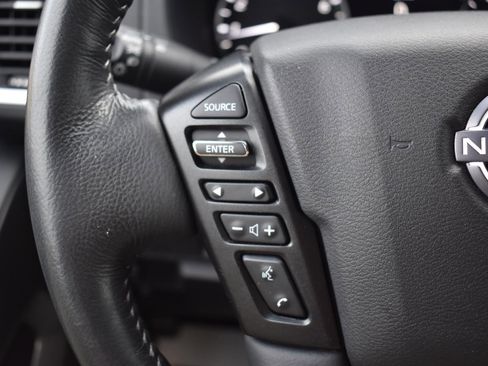 Used 2023 Nissan Frontier SV w/ SV Convenience Package image 35