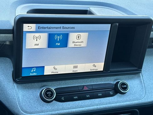 Used 2022 Ford Maverick XLT image 16