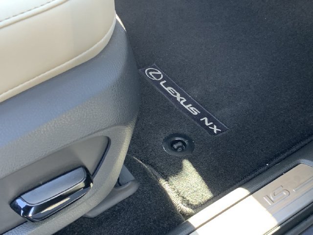 Used 2025 Lexus NX 350h AWD w/ Cold Area Package image 14