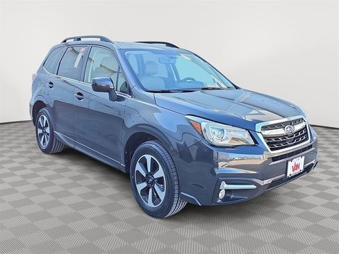 Used 2018 Subaru Forester 2.5i Limited image 3