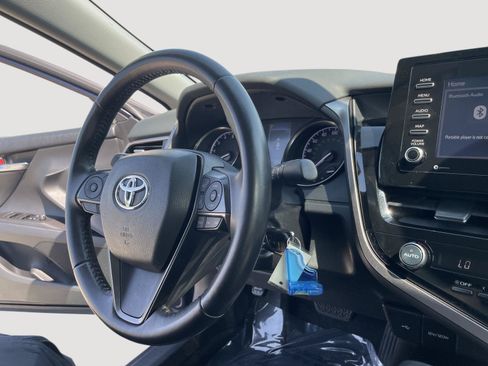 Used 2021 Toyota Camry SE FWD image 24