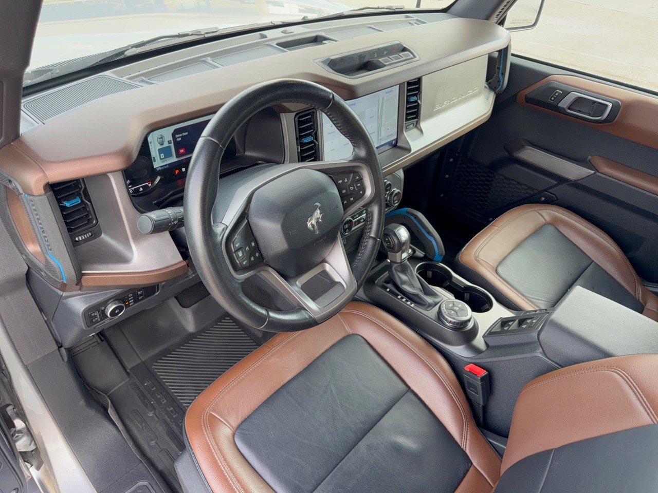 Certified 2023 Ford Bronco Outer Banks AWD/4WD image 4