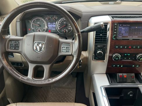 Used 2012 RAM 2500 Laramie w/ Cold Weather Group image 11