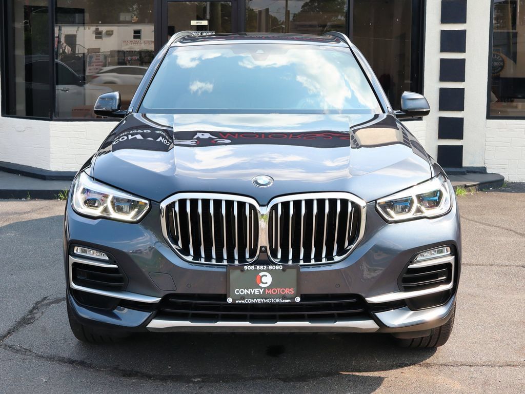 Used 2020 BMW X5 xDrive40i w/ Executive Package AWD/4WD image 3