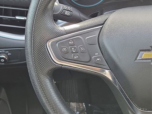 Used 2023 Chevrolet Malibu LT image 19