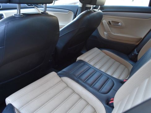 Used 2013 Volkswagen CC Sport image 32