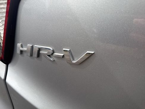 Used 2019 Honda HR-V EX-L image 38