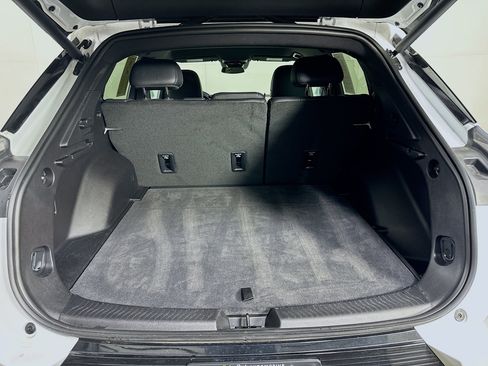 Used 2025 Chevrolet Equinox EV LT image 28