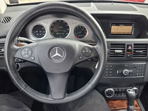 Used 2010 Mercedes-Benz GLK 350 2WD image 30