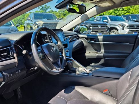 Used 2024 Toyota Camry XSE FWD image 13