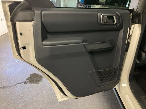 New 2026 Ford Bronco Badlands AWD/4WD image 31