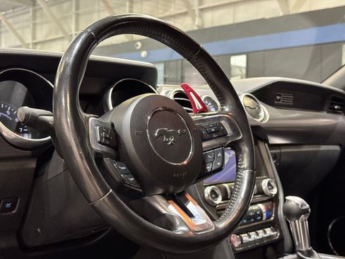 Used 2020 Ford Mustang GT Premium RWD image 22