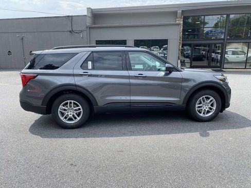 New 2026 Ford Explorer Active w/ Active Comfort Package RWD image 8