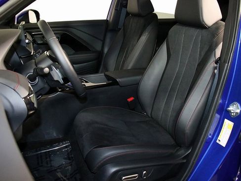 Certified 2025 Acura ADX A-Spec image 4