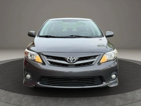 Used 2011 Toyota Corolla S image 2