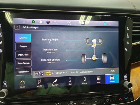 Used 2022 Jeep Grand Wagoneer Series II w/ Convenience Group III image 11