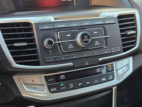 Used 2015 Honda Accord Sport image 30