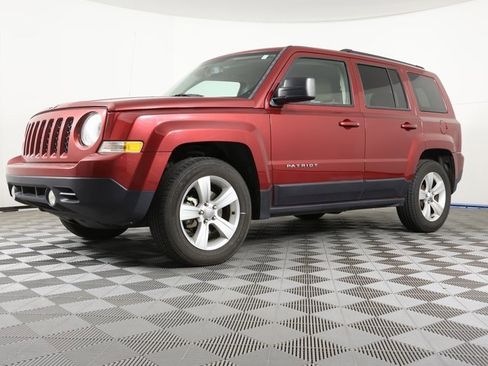 Used 2014 Jeep Patriot Sport w/ Power Value Group image 1