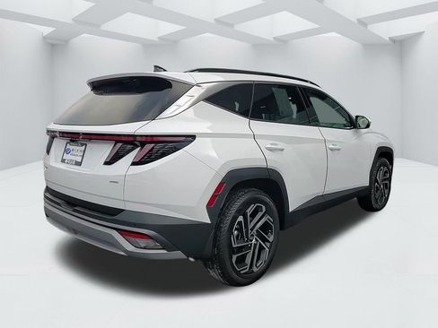 Certified 2025 Hyundai Tucson Limited image 5