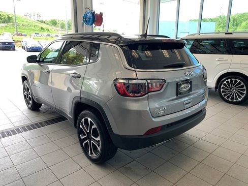 Used 2023 Jeep Compass Limited AWD/4WD image 12