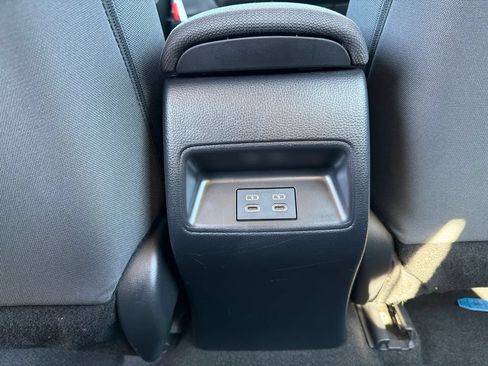 Used 2024 Toyota Corolla LE FWD image 18