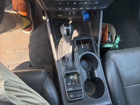 Used 2016 Hyundai Tucson Limited image 4