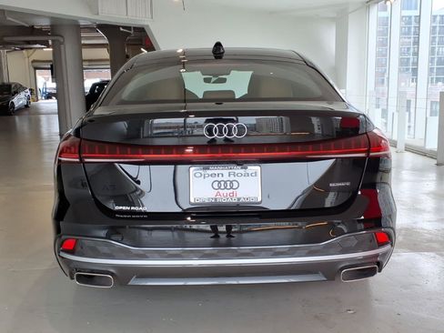 Used 2025 Audi A5 2.0T Premium Plus w/ Premium Plus AWD/4WD image 5