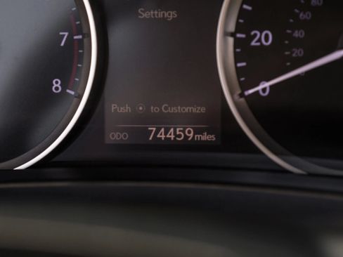 Used 2015 Lexus IS 350 w/ Navigation System Package RWD image 26