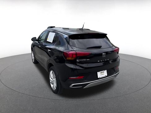 Used 2025 Buick Encore GX Preferred AWD/4WD image 10