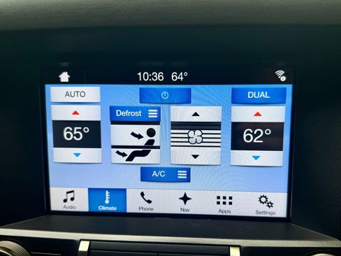 Used 2017 Ford Mustang Shelby GT350 w/ Electronics Package RWD image 32