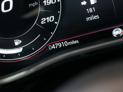 Used 2021 Jaguar F-PACE SVR AWD/4WD image 41